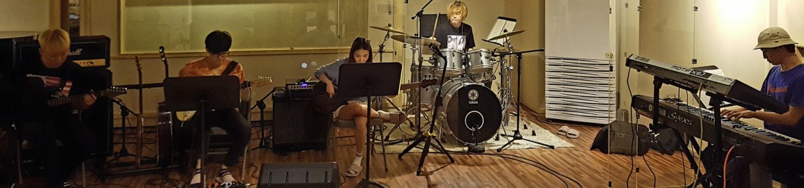 밴드전체 연주자